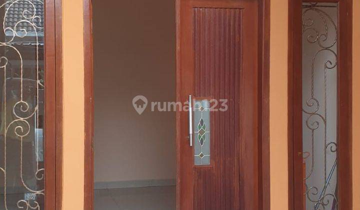 Jual Cepet Rumah Ditaman Royal Cluster Benteng Betawi 3 Lantai 2