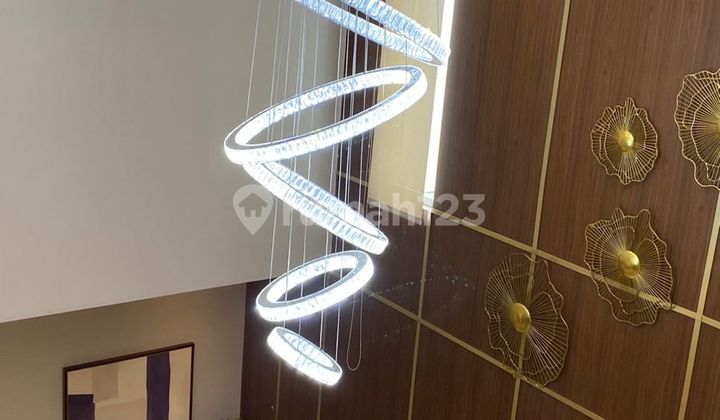 Rumaj Mewah Hook Full Firnis Lantai Marmer Dipasadena Gading Serpong