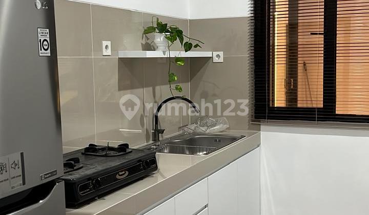 Rumah 2 Lantai Gaya American Classic Siap Huni di Alam Sutera 2