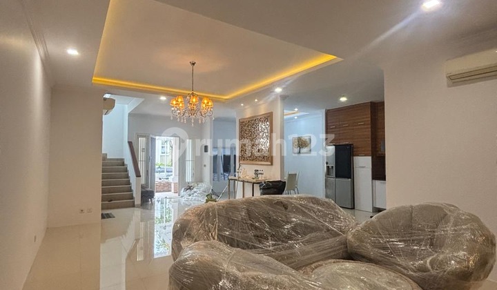 Disewakan Rumah Full Furnis Bagus Rapi Gading Serpong Tinggal Bw Koper 2