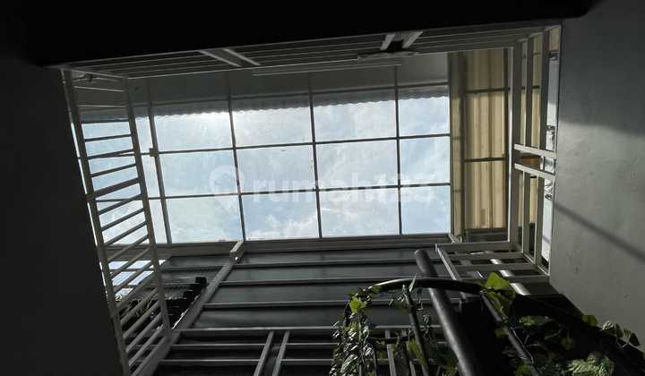 Beautiful Furnished House, Crystal Gading Cluster, Serpong, Tangerang 2