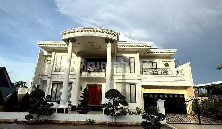 Rumah Mewah Murah Dibukit Teras Golf Bsd Full Furnis dan Kolam Renang