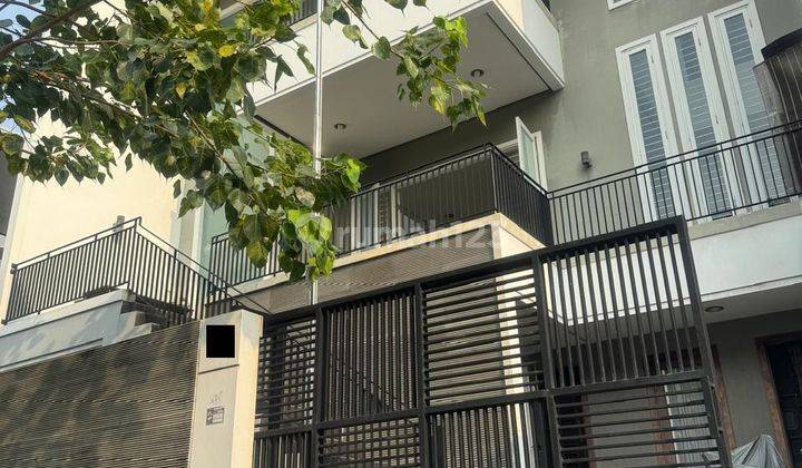 Rumah Grisenda Pik Hadap Taman 10x20 Renov Bangun Sendiri Furnish 1