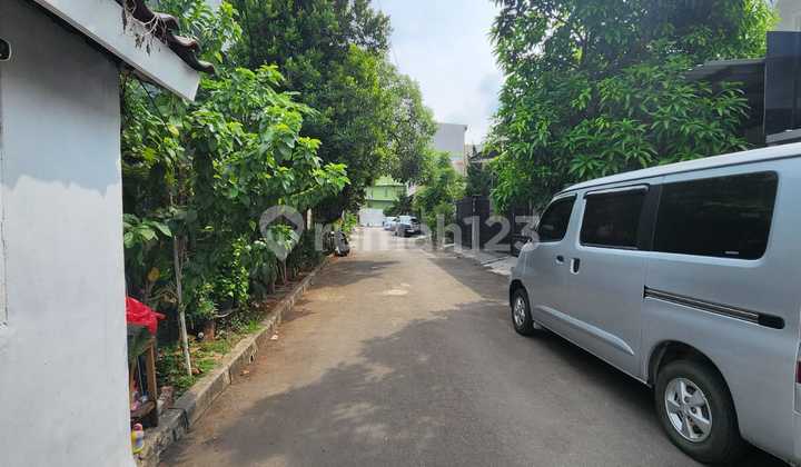 FOR SALE FAST - Tiny House in Duri Kosambi Baru 2