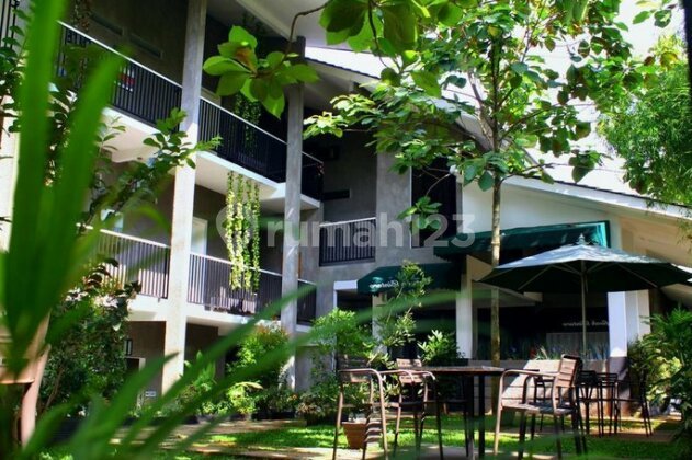 Jual training center dikawasan bintaro lokasi asri dan nyaman 2