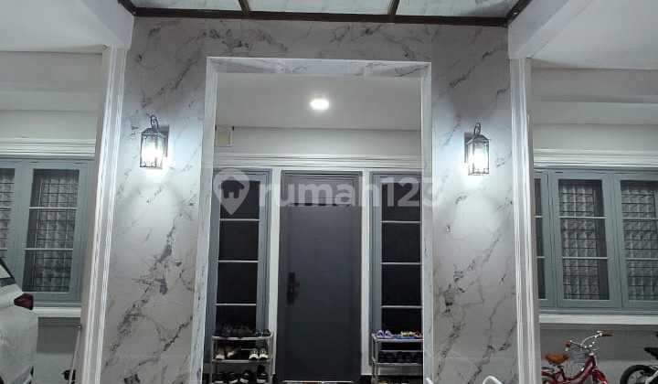 Darmo Sentosa Raya New Renovated Semi-Furnished House - Slightly Negotiable Darmo Sentosa Raya New Renovated Semi-Furnished House - Slightly Negotiable