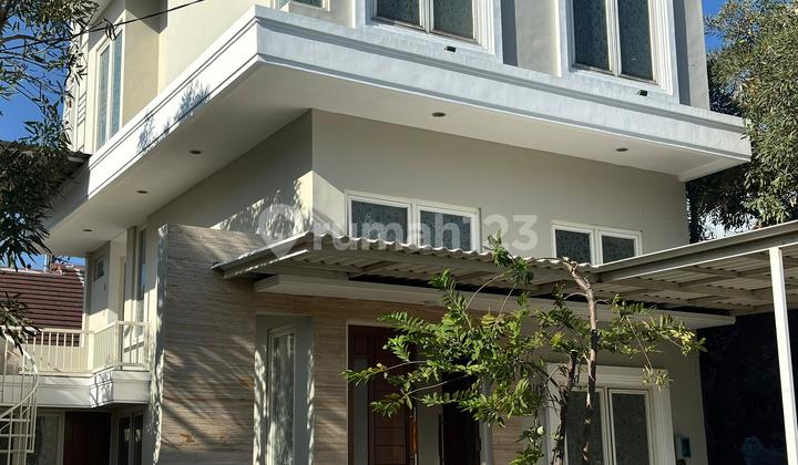 Minimalis 2.5 Lantai Rumah Citraland Bukit Palma