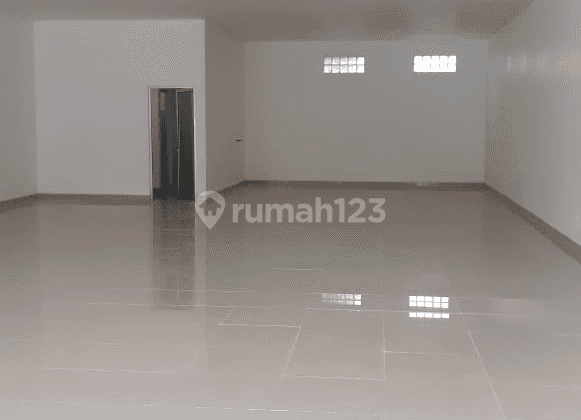 Ruko Raya Dukuh Kupang Barat Kondisi Bangunan Oke Bagus  2
