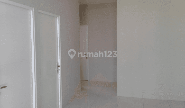 Rumah Jade Hamlet Gresik Kosongam Kondisi Terawat  3