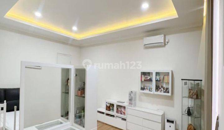 Jual Cepat Rumah Bagus Di Sutorejo Dekat Superindo 2