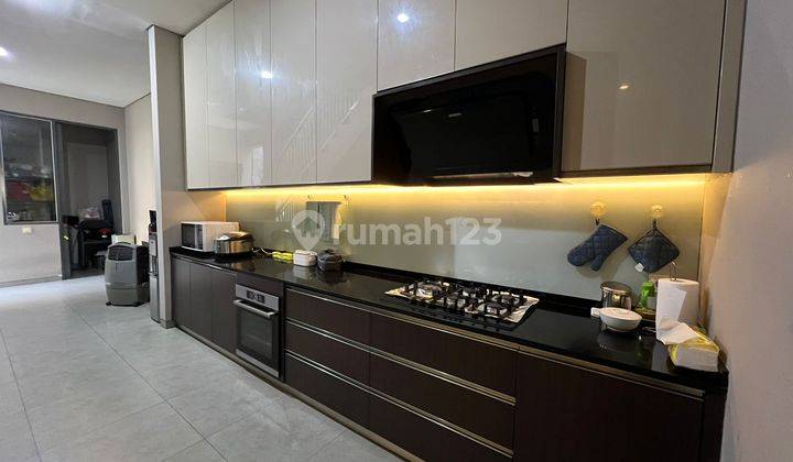 Minimalis Full Furnish Rumah Newton Hill Citraland 2