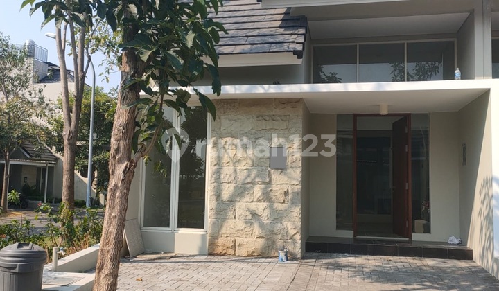 Samping Taman Rumah North West Park Citraland Type Vicenza Samping Taman Rumah North West Park Citraland Type Vicenza