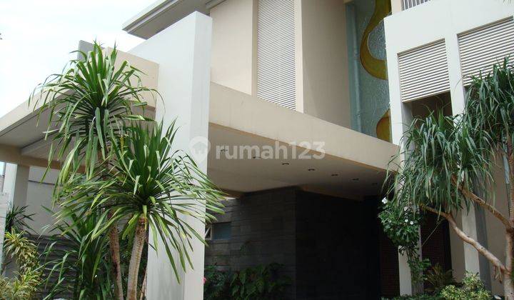 Full Furnish Rumah Araya 1 With Swimming Pool 1