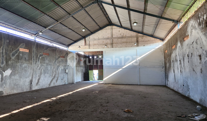 Warehouse Building. Jl. Dawar Blandong - Kedamean Tj. Dukuhan, Gresik Warehouse Building. Jl. Dawar Blandong - Kedamean Tj. Dukuhan, Gresik