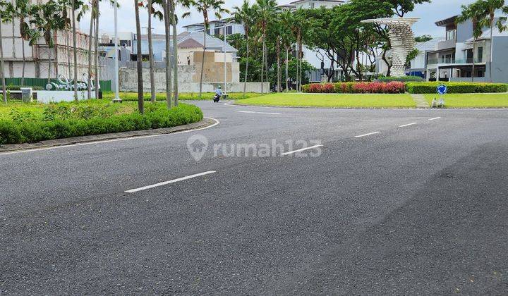 Nol Jalan Utama Rumah Royal Residence, Surabaya  1