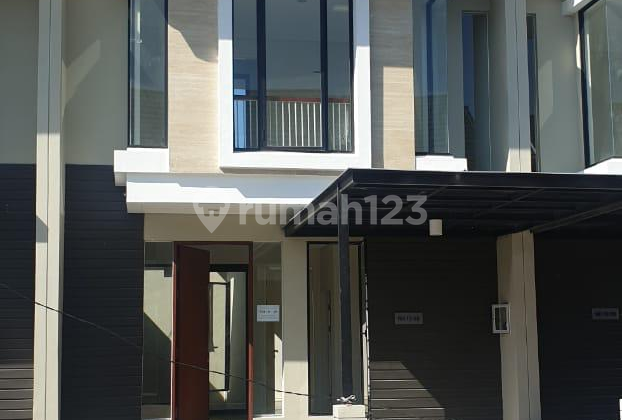 Rumah Northwest Park Gress Minimalis Hadap Selatan