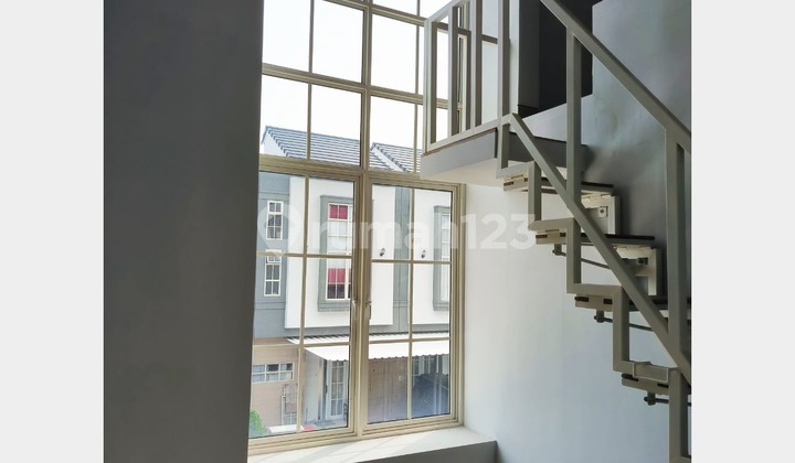 Rumah Wisata Bukit Mas Dekat Pakuwon Mall, Citraland, Supermarket