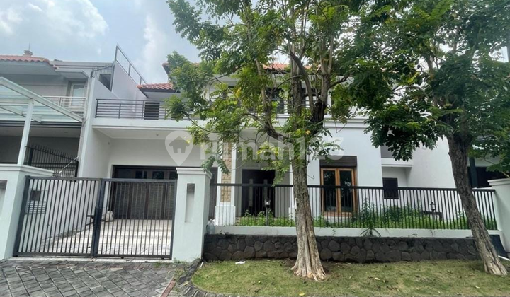 Rumah Graha Famili Terawat 2 Lantai Harga Turun  1