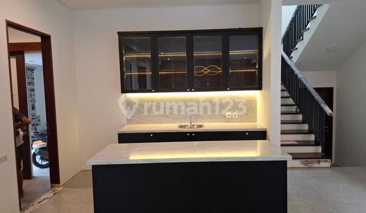 Mewah Ciamik Rumah Graha Famili Minimalis Siap Huni  2