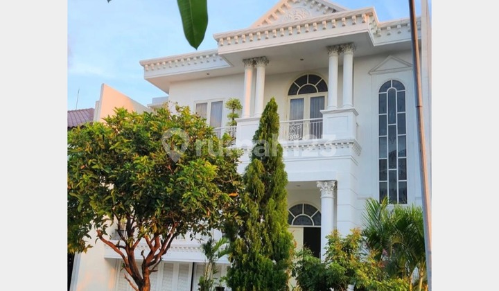 Bukit Regency Pakuwon Indah Villa House Fully Furnished Split Level Bukit Regency Pakuwon Indah Villa House Fully Furnished Split Level