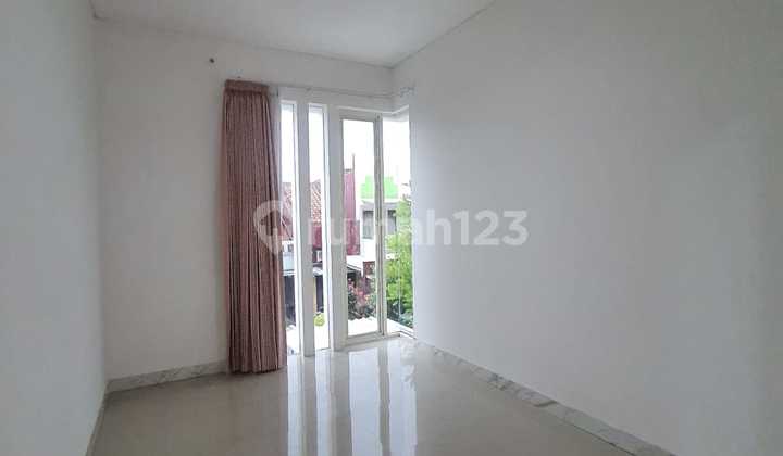 Puspa Raya Citraland Garden House - Semi-Furnished Row, 3 Car Street 2
