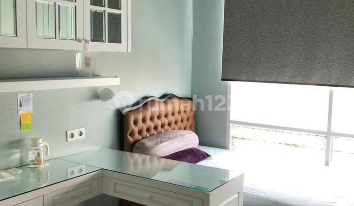 Grand Sungkono Lagoon Tower Venetian Charming Semi-Furnished Apartment 2