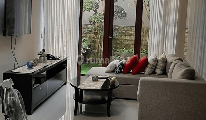 Semi Furnish Rumah di Prambanan Residence Surabaya Barat 2