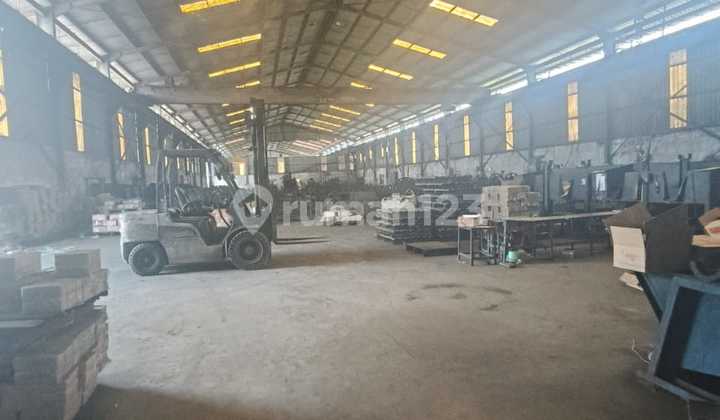 Near Active Nail Factory Toll, Sampean Road, Gresik Near Active Nail Factory Toll, Sampean Road, Gresik