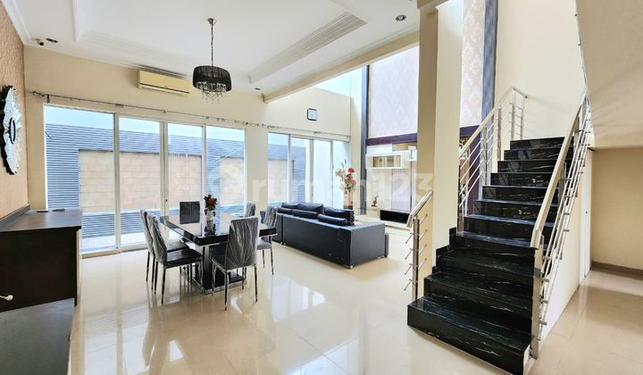 Furnish Rumah South Emerald Mansion Tk Citraland - Surabaya Barat