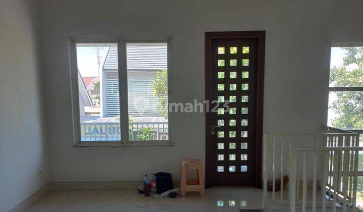 Siap Huni 2 Lantai Bagus Rumah Citraland Surabaya Barat 2