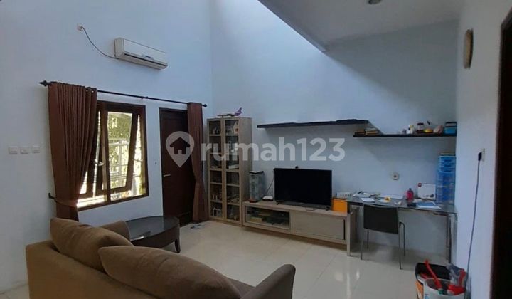 Cheap Rayan Regency House Wiyung Near Dian Palace & Graha Famili