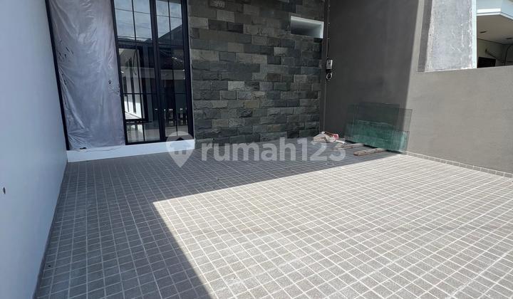 Rumah Darmo Baru Barat Gress Baru Minimalis 2 Lantai
