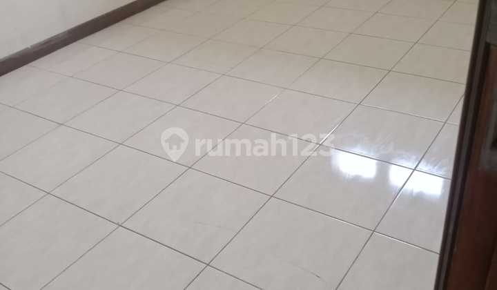 Ready-to-Occupy Fullerton Citraland House - Hard Negotiable 2