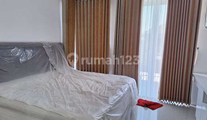 Just Bring Your Suitcase, Royal Residence House Fully Furnished