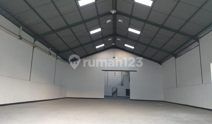 Bangunan Bagus Terawat Gudang di Margomulyo Angtropolis Bangunan Bagus Terawat Gudang di Margomulyo Angtropolis