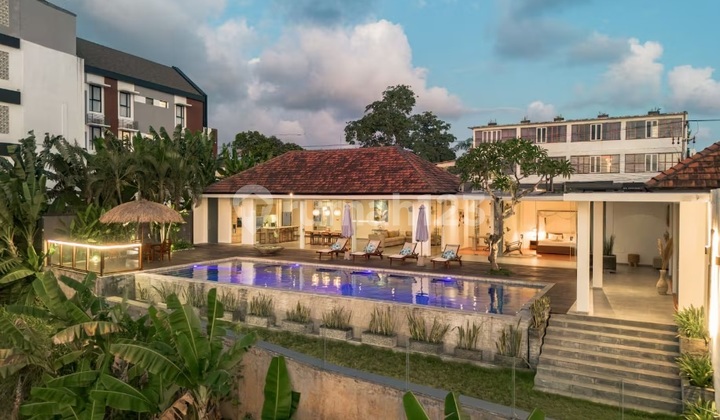 Villa For Sale 3 Bedrooms In Babakan, Canggu Bali IJ-3785