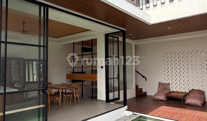 For Sale Brand New 2 Bedroom Villa in Berawa, Tibubeneng Bali JH-3497