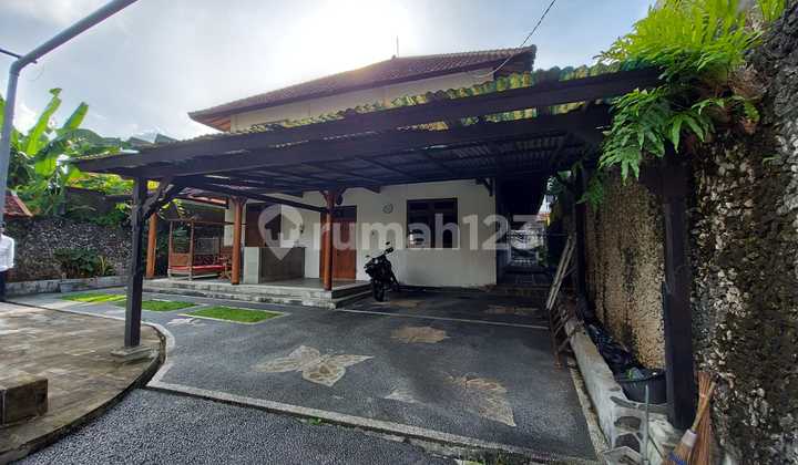 Dijual Rumah 2 Lantai Di Jln Intan Permai,Seminyak ST-3267