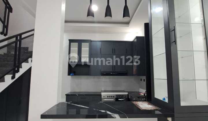 Rumah Bagus di Vila Gunung Lestari 2
