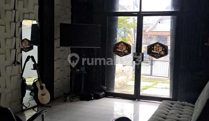 Strategic Shop House in Radio Dalam