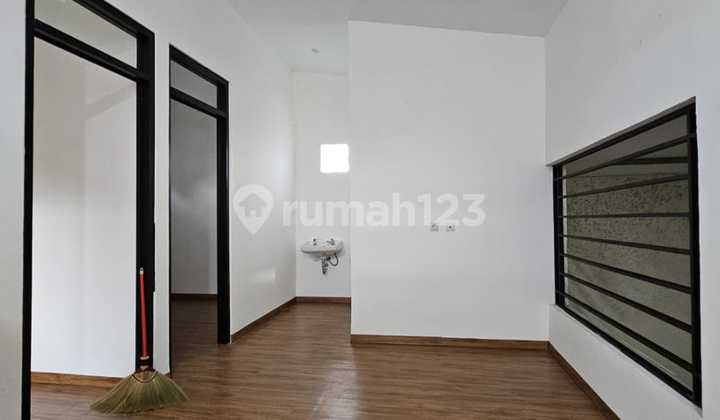Dijual Rumah Baru Minimalis Modern di Sukamenak