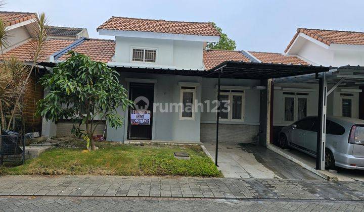 Disewa Rumah Siap Huni Terawat di Kota Baru Parahyangan 1