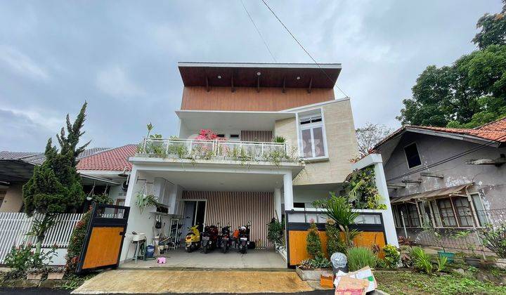 Dijual Rumah Lux Furnished dan Pool di Arcamanik 1