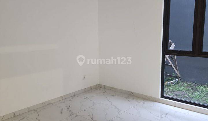 Dijual Rumah Baru Pusat Kota di Kembar, BKR 2