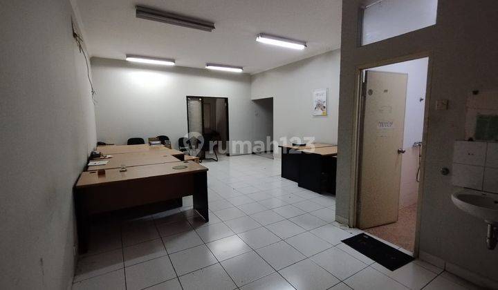 Disewa Ruko/ruang Usaha Pusat Kota Di Burangrang 2