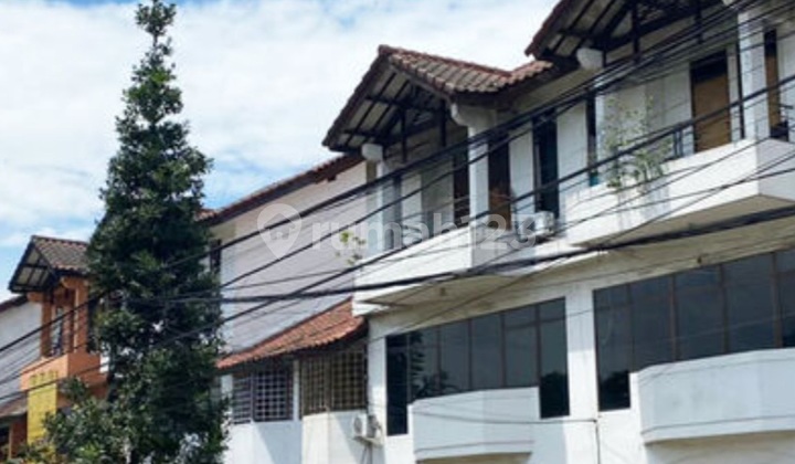 Disewa Ruko 3 Lantai Siap Pakai di Batununggal Indah Raya