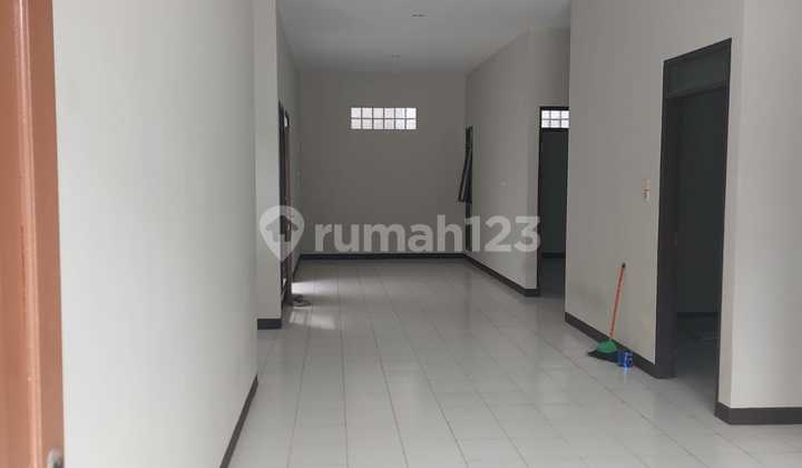 Disewa Ruko Lokasi Strategis Ramai Di Leuwi Panjang Disewa Ruko Lokasi Strategis Ramai Di Leuwi Panjang