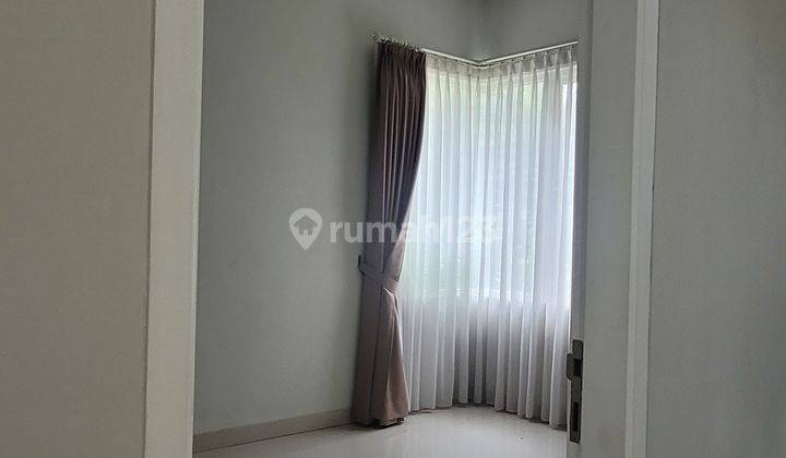 Rumah Dengan View Hamparan Lahan Hijau Di Klaster Taman Yunani Sentul City Bogor  2