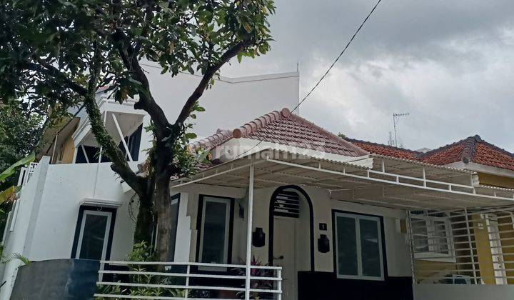 Rumah Hook 2 Lantai View Gunung Pancar Baru Selesai Bangun Taman Tampak Siring Sentul City Bogor  2