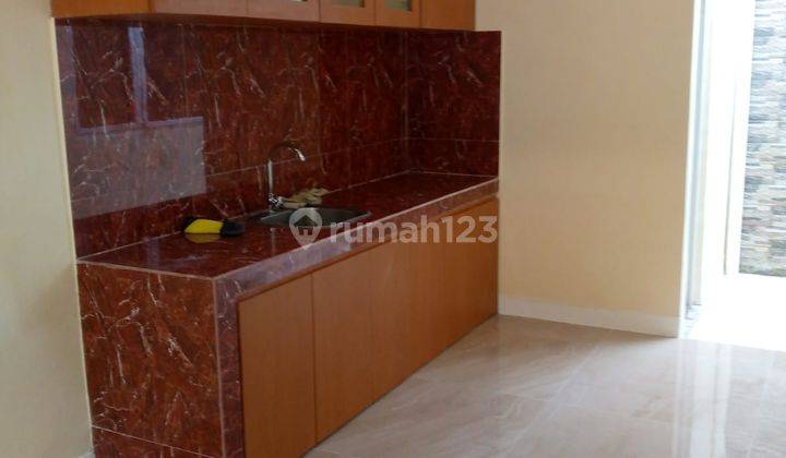 Rumah Baru Semi Furnished HGB Taman Besakih Sentul City Bogor  9